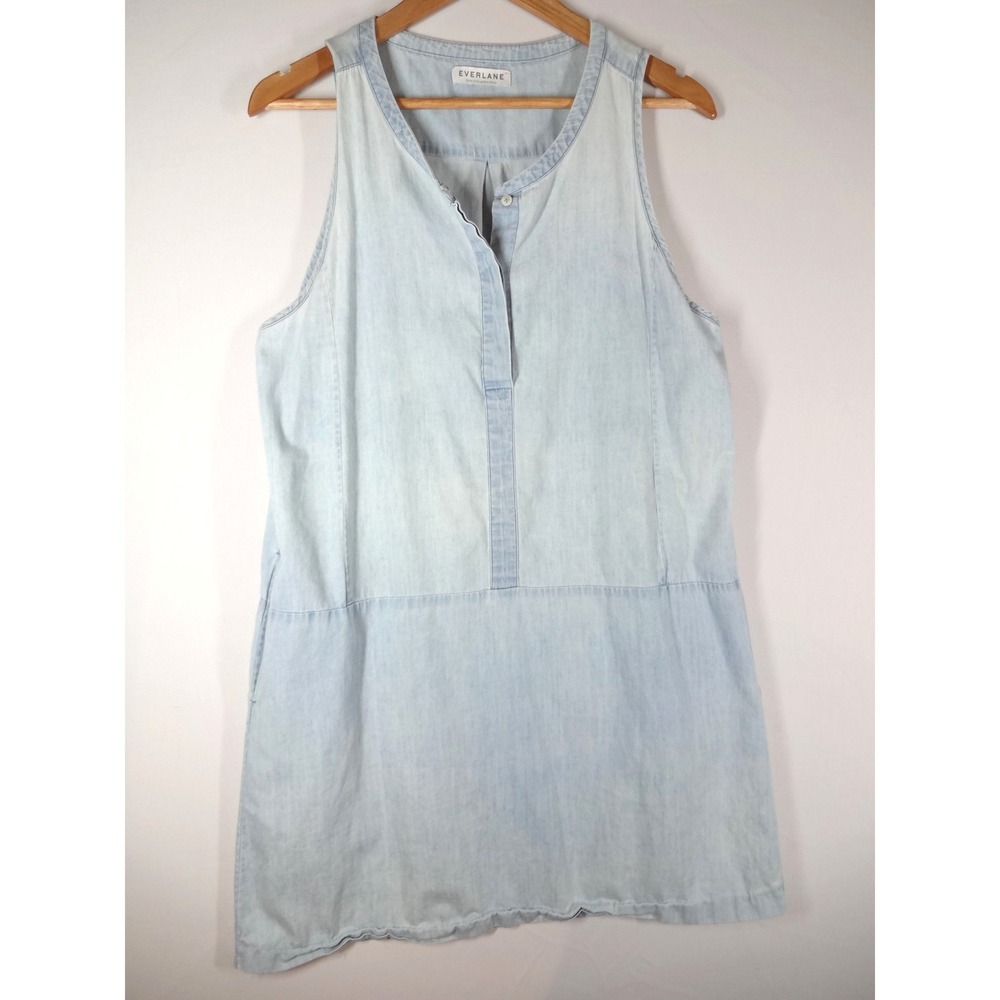 Everlane Chambray Dress Womens Medium Light Blue Sleeveless Shift Casual Pocket‎